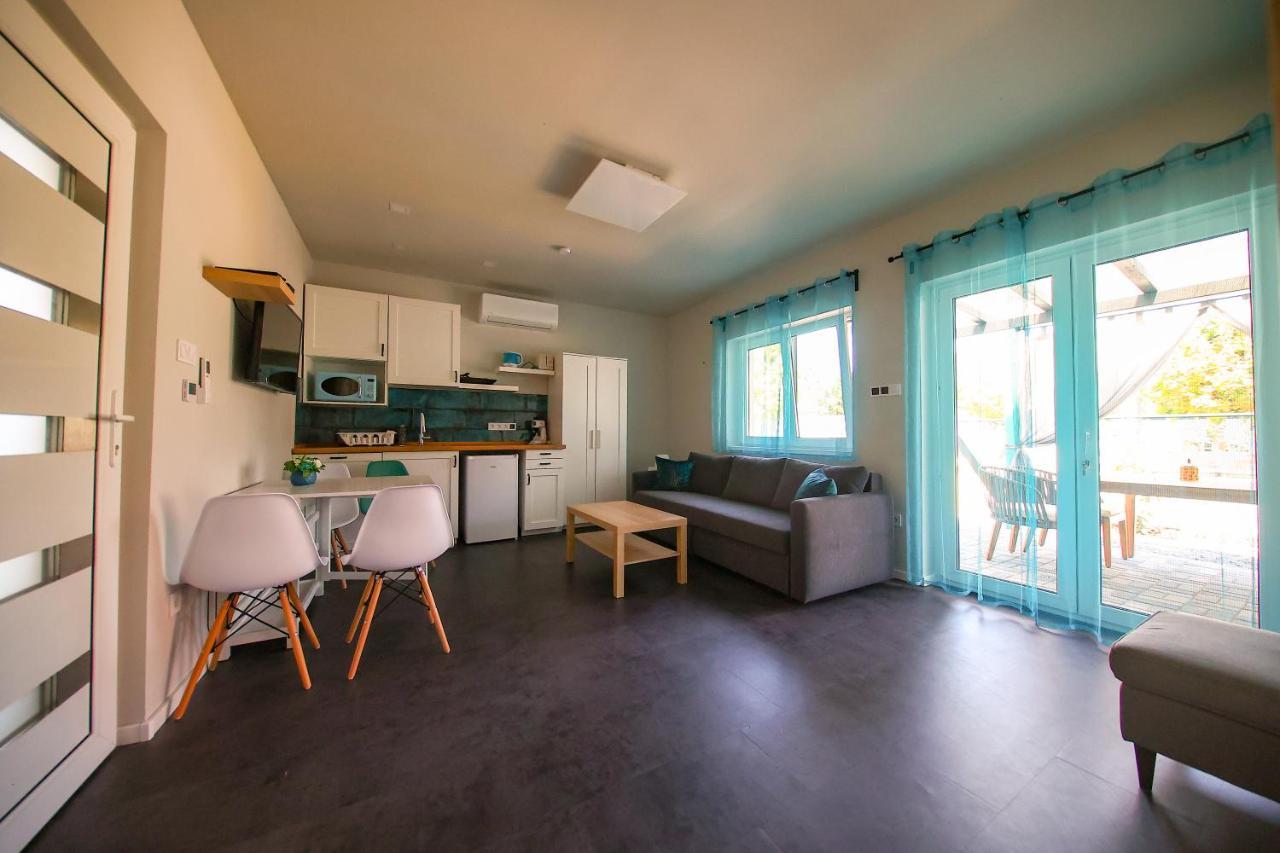Hori Homes Apartman Шіофок Екстер'єр фото
